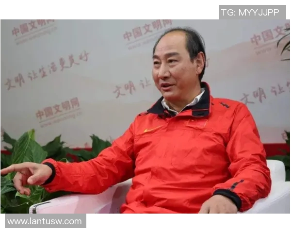 黄军专访：从乒乓球新星到传奇教练的辉煌历程回顾